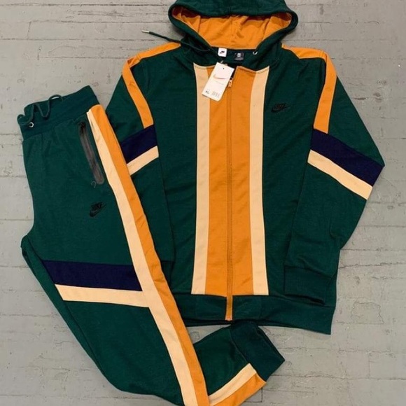 nike sweatsuit price